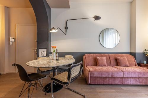 Zuretti modern comfort near Central Station — 4-Star Luxury Hotel in Milan, Italy