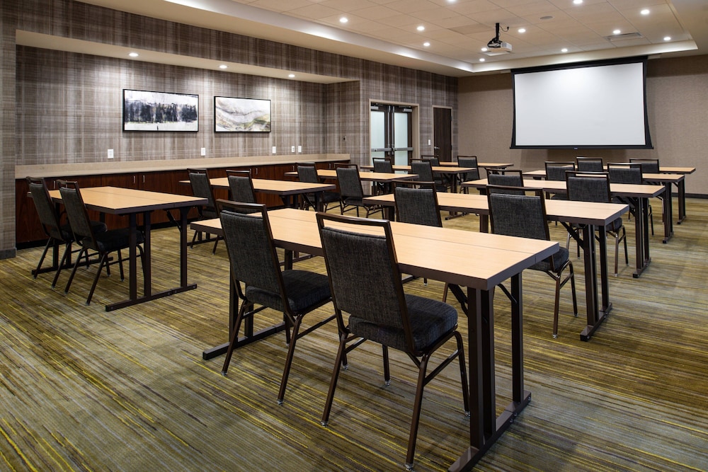 Courtyard by Marriott Kansas City Olathe - photo 49