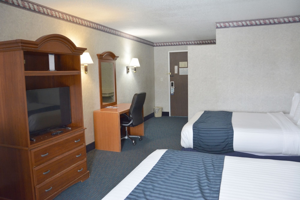 Travelodge by Wyndham Milwaukee - photo 15
