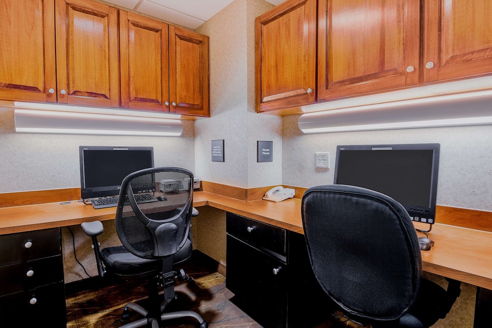Hampton Inn Hendersonville - photo 50