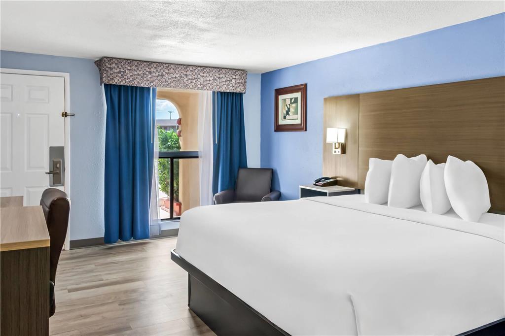 Travelodge by Wyndham Las Vegas NM - photo 28
