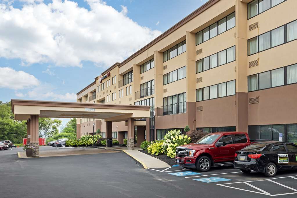 Best Western Plus Reading Inn & Suites - photo 71
