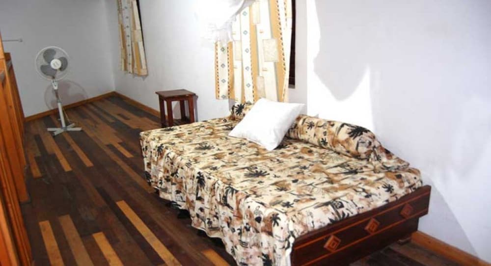 Eden Rock Hotel — Morondava — photo 5