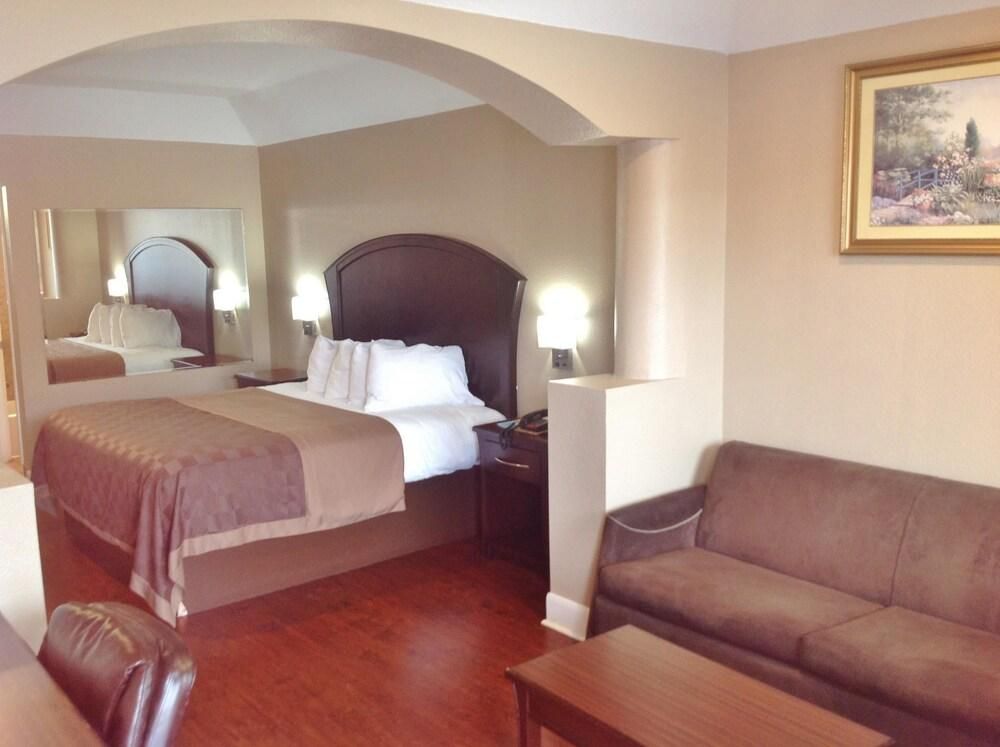 Americas Best Value Inn And Suites Houston Tomball Parkway - photo 3