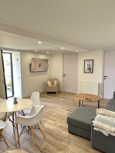 2BR Terrace Bagrati View Parking