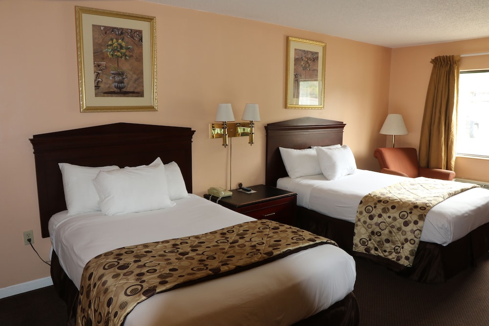 American Elite Inn - photo 39