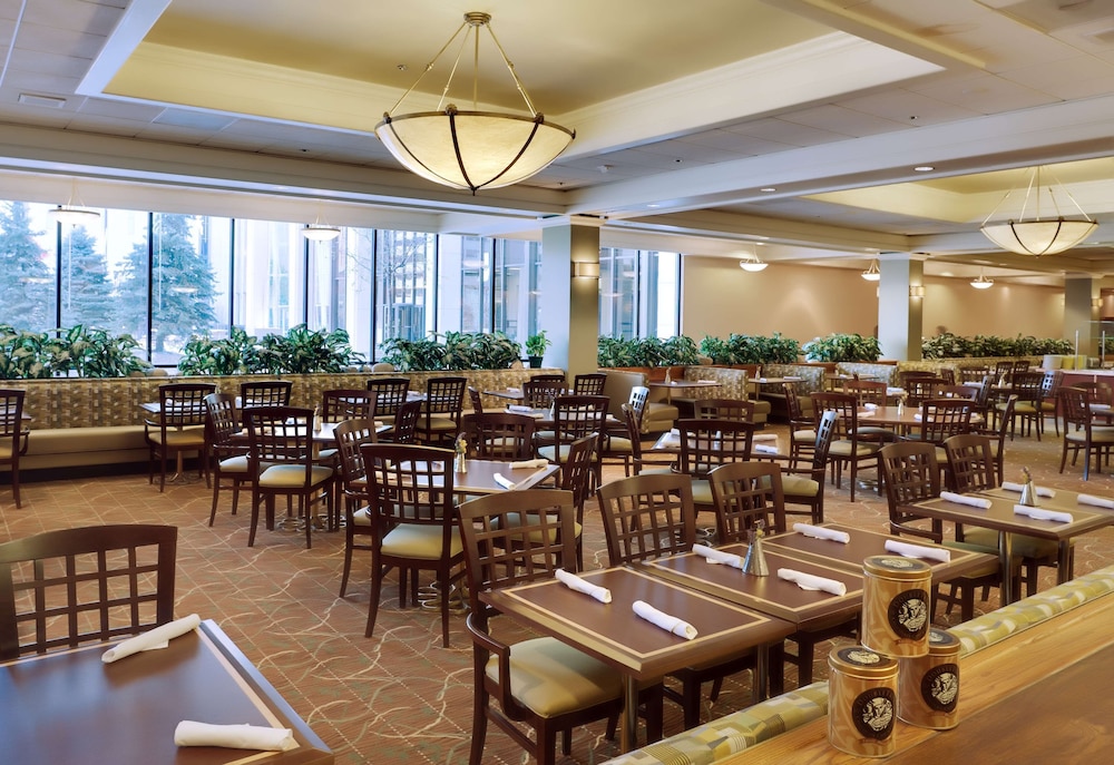 DoubleTree by Hilton Omaha Downtown - photo 37