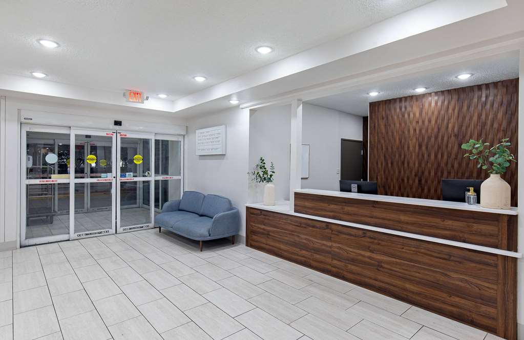 Baymont by Wyndham Hattiesburg - photo 15