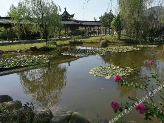 Sun Holiday Resort - last minute hotel in Huzhou