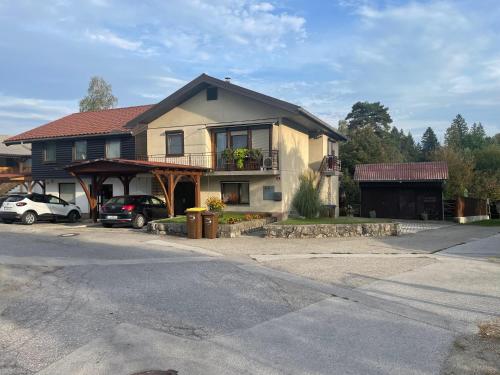 Apartma Šohen — 4-Star Luxury Hotel in Kocevje, Slovenia