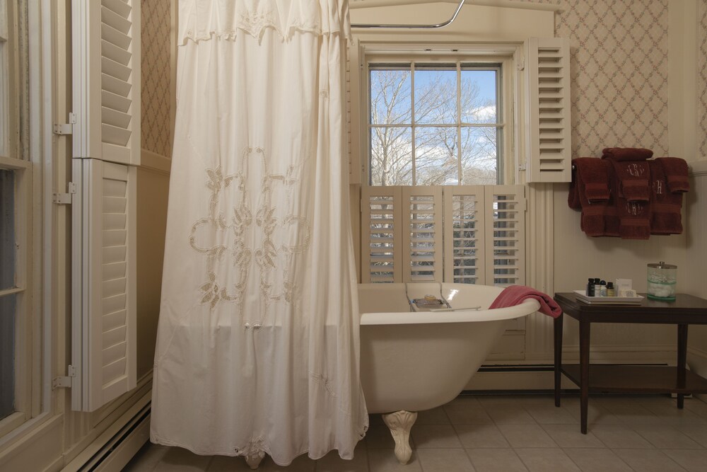 Liberty Hill Inn - photo 10