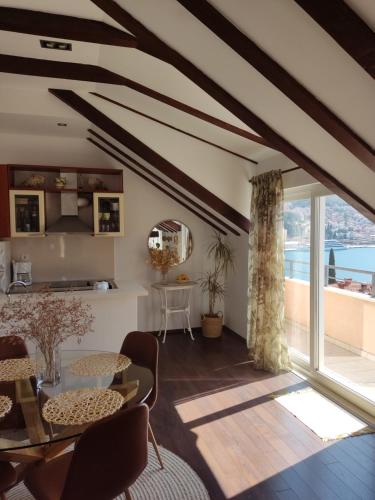Attic Apartment Iris