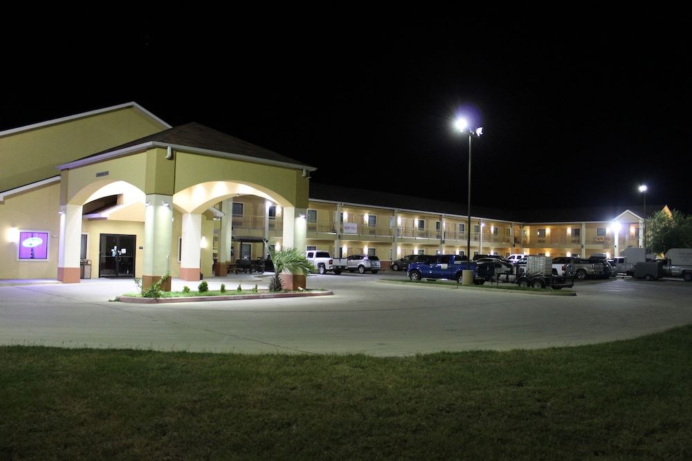 Horizon Inn Suites Pearsall — Pearsall