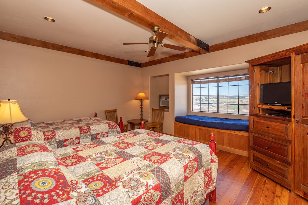 Sonoita Inn - photo 5