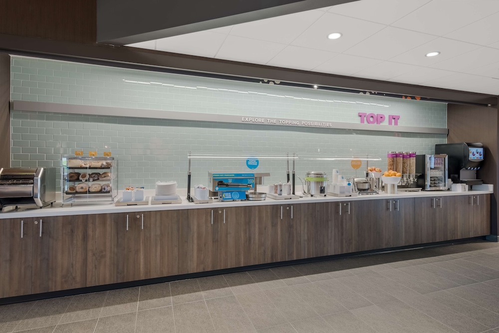 Tru by Hilton Greensboro - photo 34