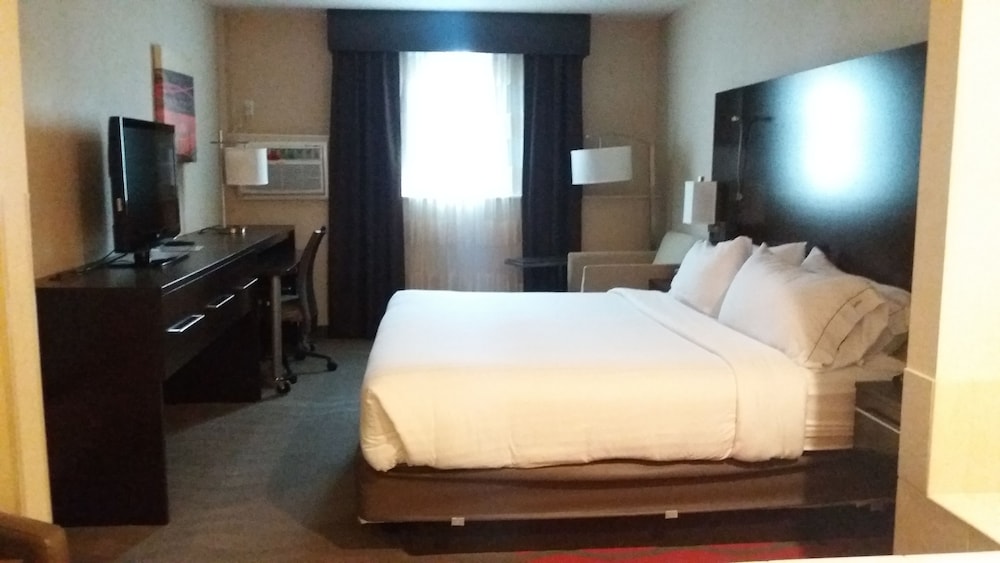Holiday Inn Express Hotel & Suites Waterford by IHG - photo 26