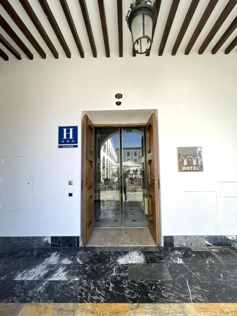 Hotel Don Miguel Plaza — Berja — photo 4