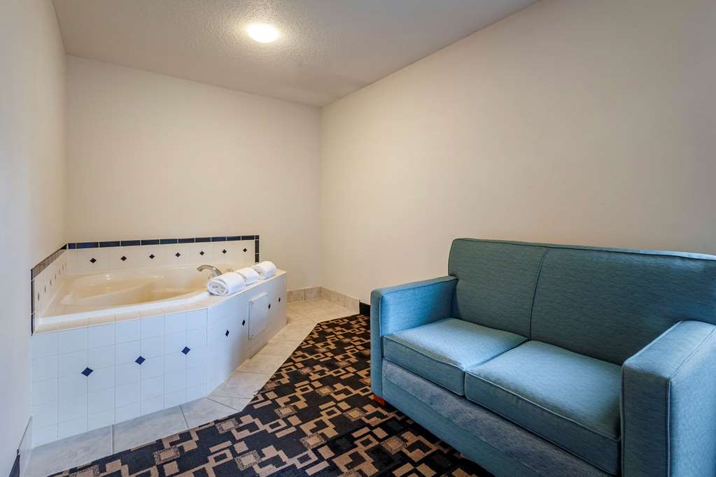 Quality Inn Redgranite - photo 29