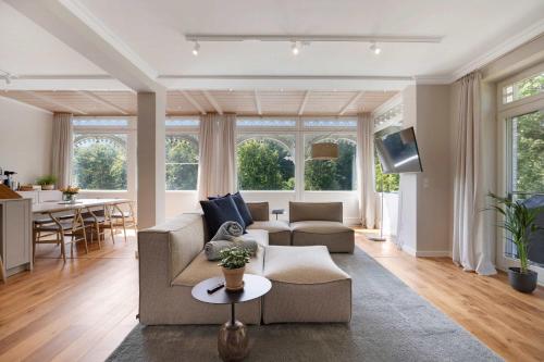 Entire Luxury flat with sea view spa pool sauna — 4-Star Luxury Hotel in Ostseebad Sellin, Germany