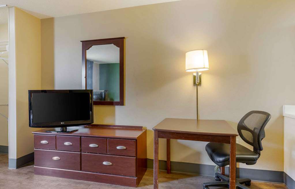 Extended Stay America Suites Lubbock Southwest - photo 12