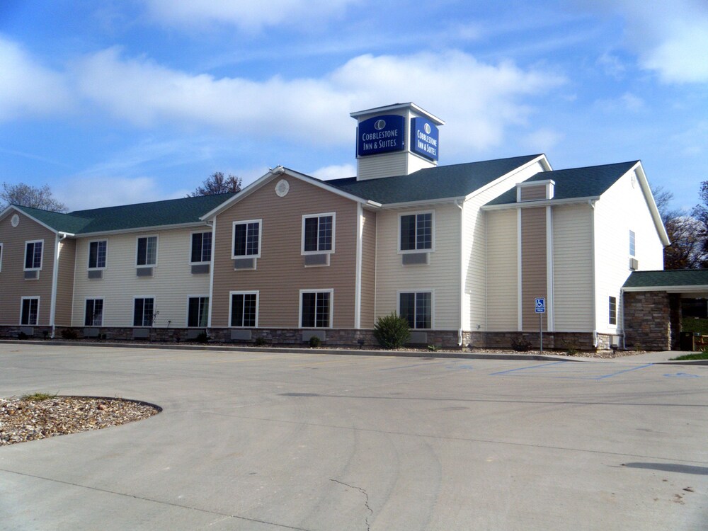 Cobblestone Inn & Suites Bloomfield — hotel in Bloomfield
