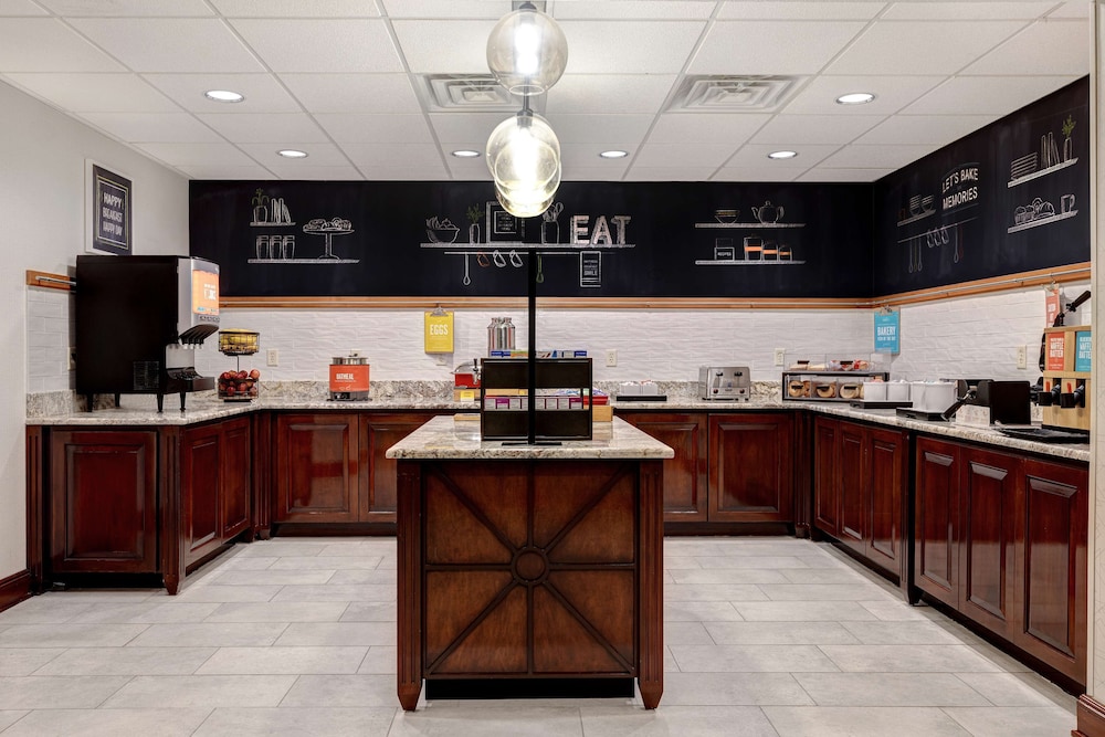 Hampton Inn Hot Springs - photo 35