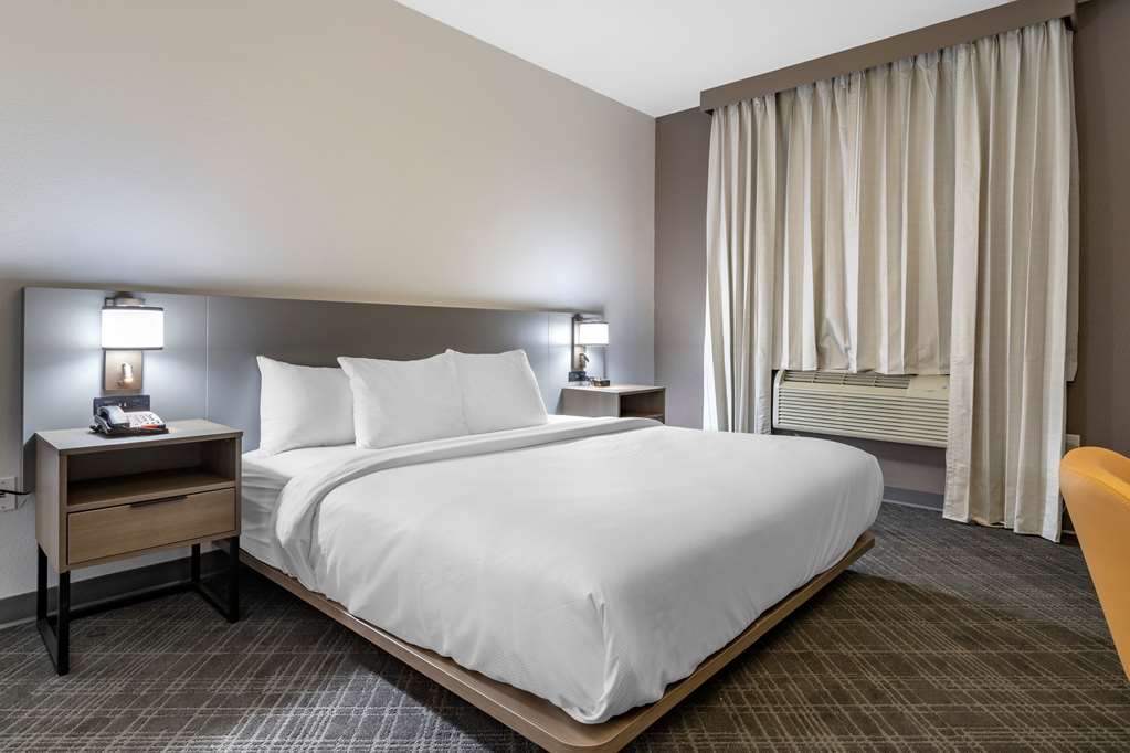 Comfort Suites Natchitoches - photo 10
