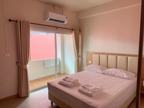 Apartment Near Big Buddha 21873142 — Bangkok Yai