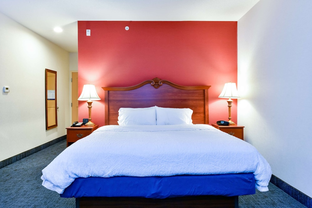 Hampton Inn & Suites Pittsburg CA - photo 20