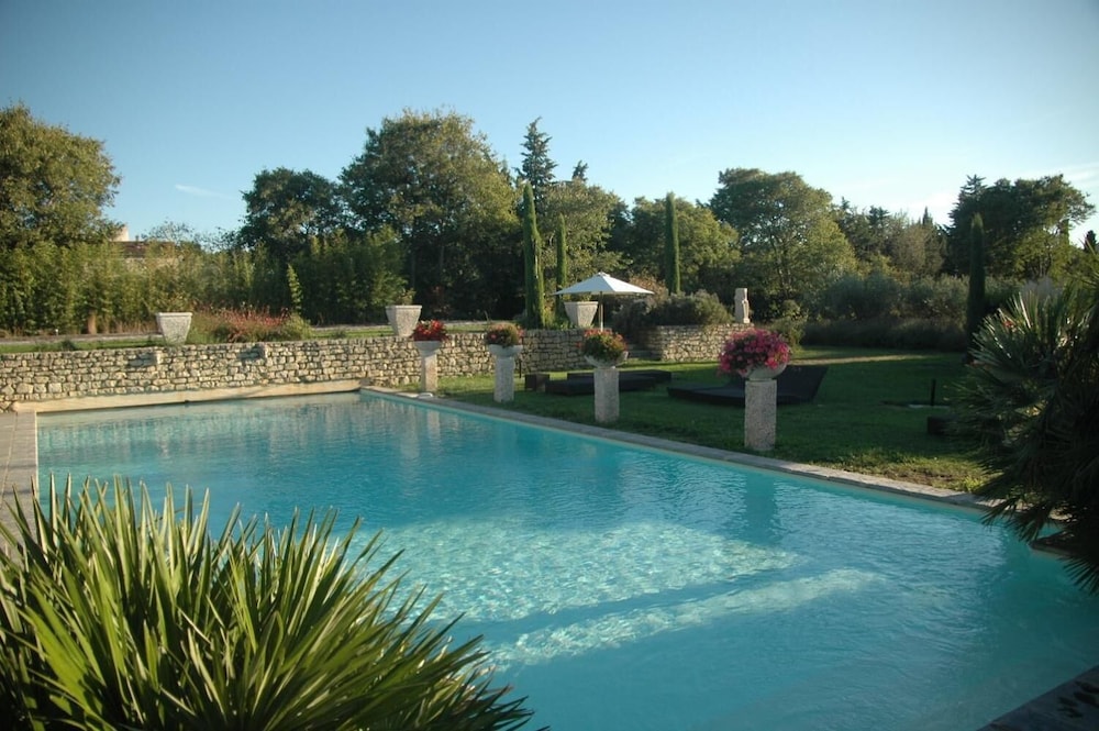 Mas des Carassins in Saint-Remy-De-Provence, France