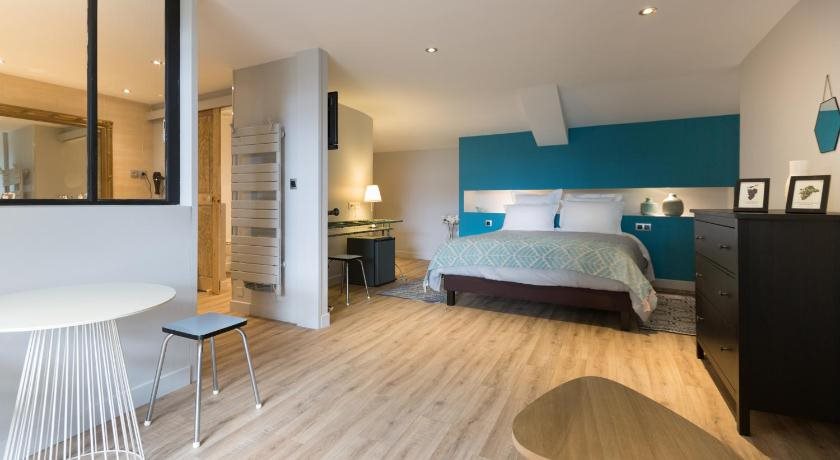 Le Miel Des Muses in Brive-La-Gaillarde, France