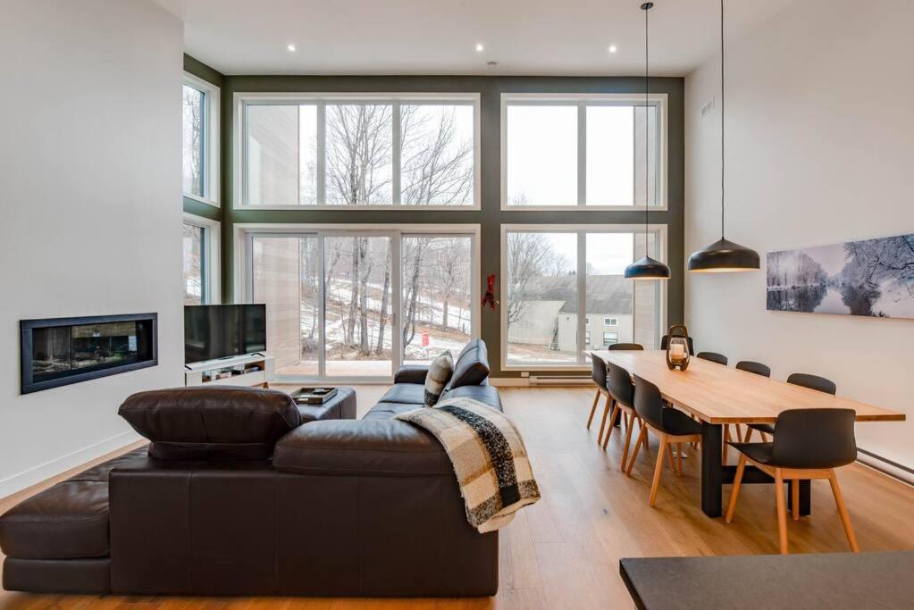 L’Orée 145 Ski in Ski out 10 personnes in Beaupre, Canada