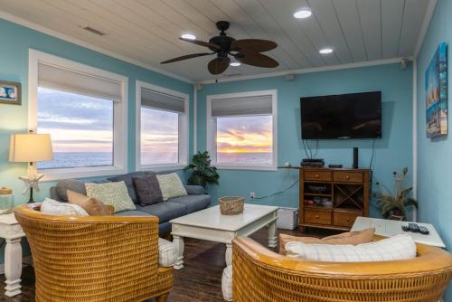 Diamond In The Rough by Oak Island Accommodations - photo 15