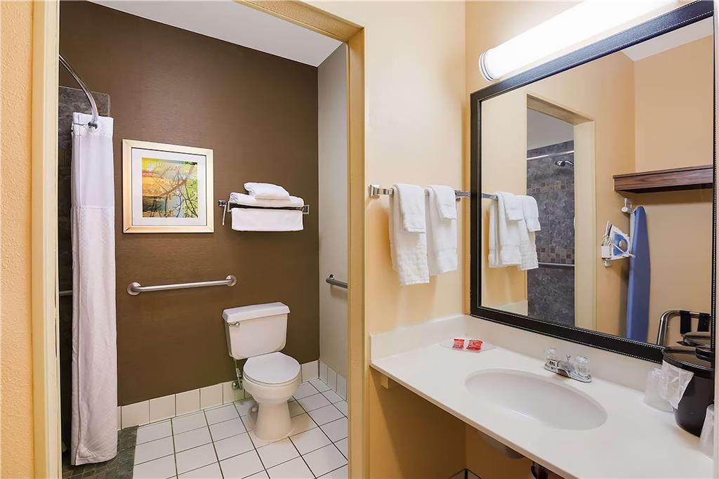 Americinn By Wyndham Minot - photo 11