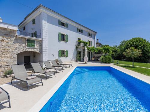 Holiday Home Villa Radovani by Interhome — 4-Star Luxury Hotel in Visignano, Croatia