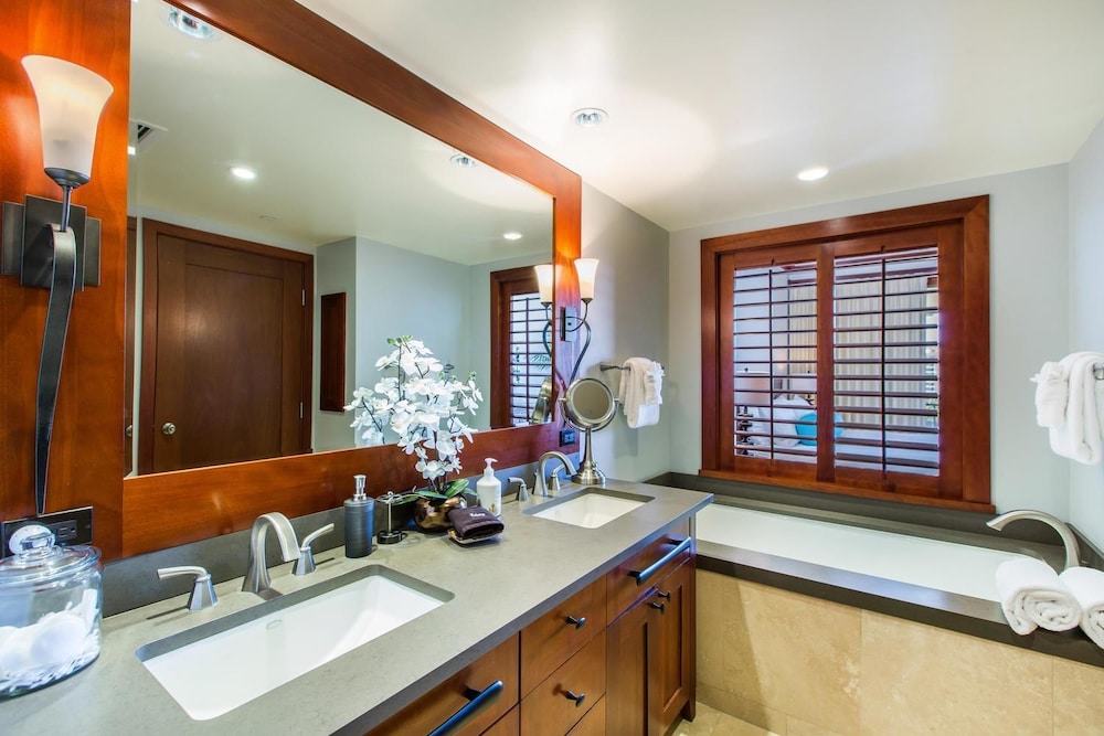 Three bedroom Villas at Ko Olina Beach Villas Resort - photo 70