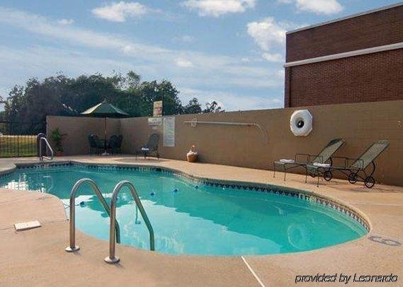 Rodeway Inn & Suites Fort Rucker - photo 15