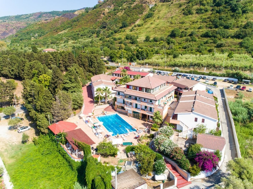 San Domenico Resort — hotel in Parghelia