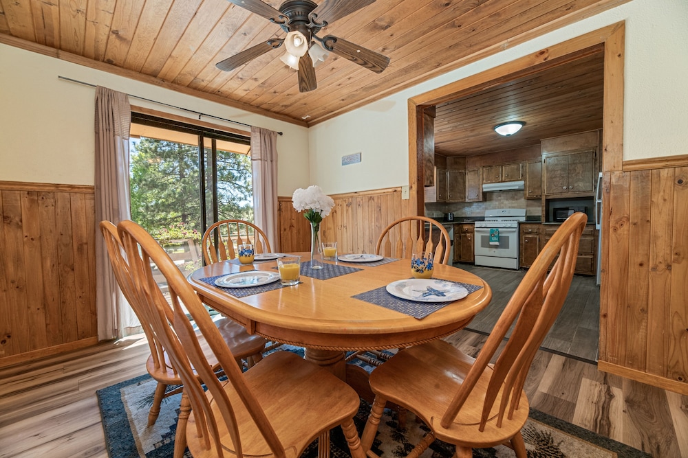 Big Bear Lakefront Lodge - photo 49