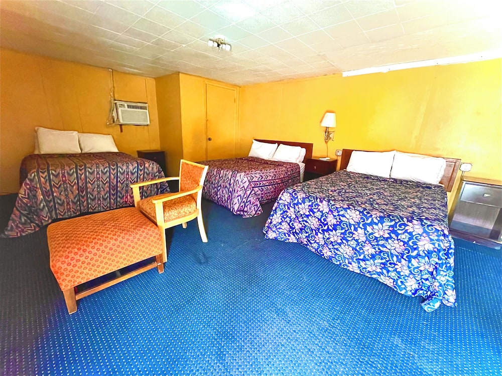 Tropic Motel - photo 16