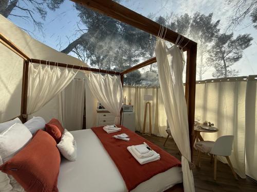 La Bulle des Pins in Istres, France