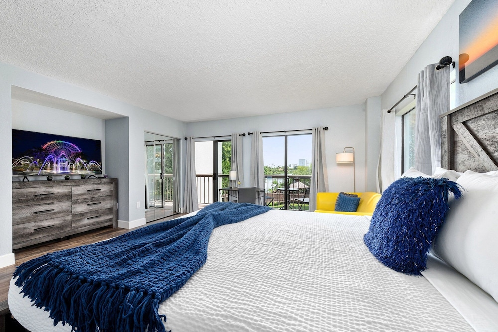 The Enclave Hotel and Suites - photo 12