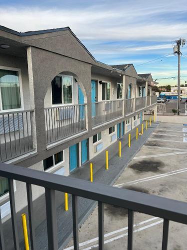 Arlo Motel near LAX SoFi Stadium - photo 34