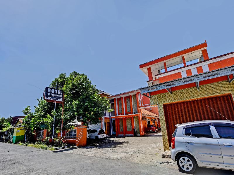 Collection O 91489 Hotel Tanjung Permata in Cilacap, Indonesia