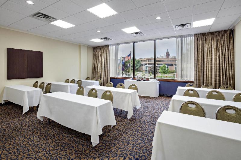 Sheraton Syracuse University Hotel & Conference Center - photo 120