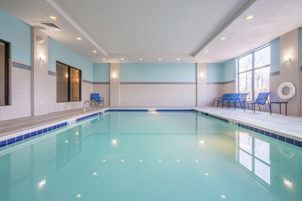 Hampton Inn & Suites Glenarden Washington DC - photo 23