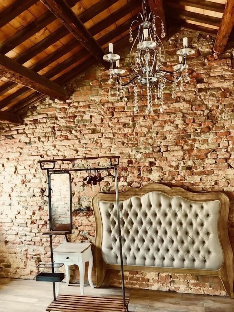 Barbara's Rooms — 4-Star Luxury Hotel in Chioggia, Italy