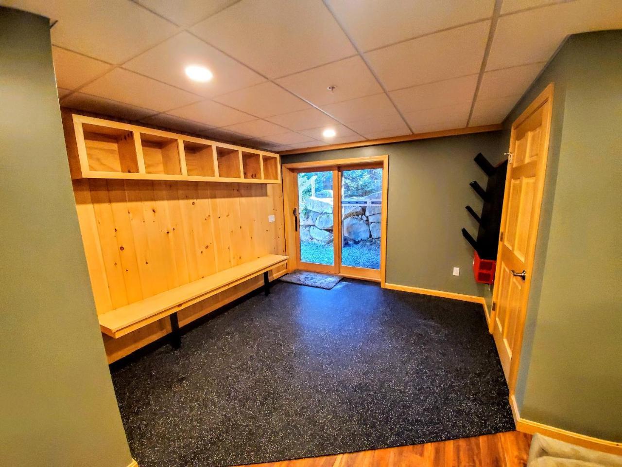 O6 Newly renovated with high class upgrades Great ski access boot warmer ski rack yard AC - photo 8