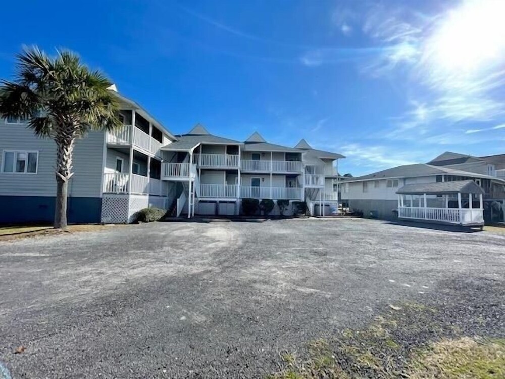 Last Resort I 103 Home by Redawning - photo 14