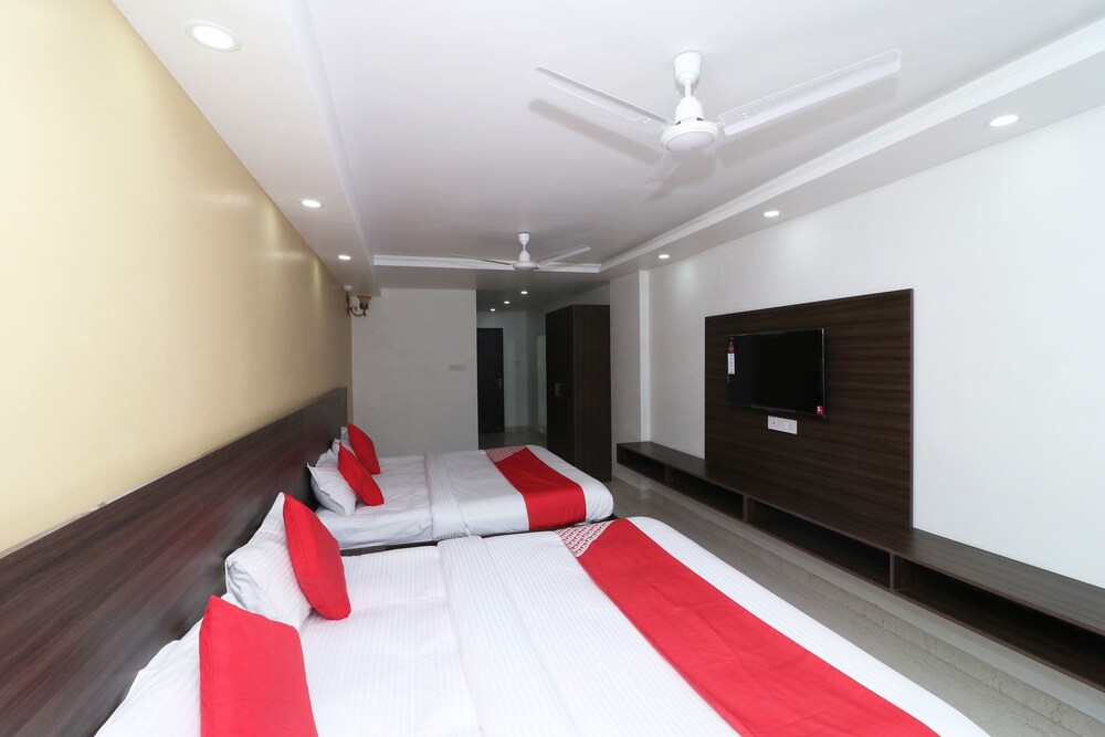 OYO 29611 Ramanuj Mansion in Kota, India